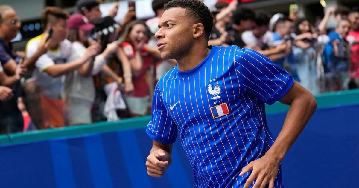 LIVE BLOG: France, England battle in FIFA World Cup third-place match
