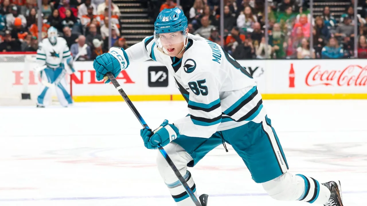 Oilers send veteran defenceman Nurse to Sharks; sign D Shea