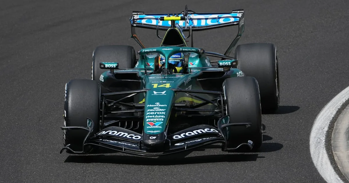 Leclerc leads Verstappen in Hungary FP1 before Ferrari issue